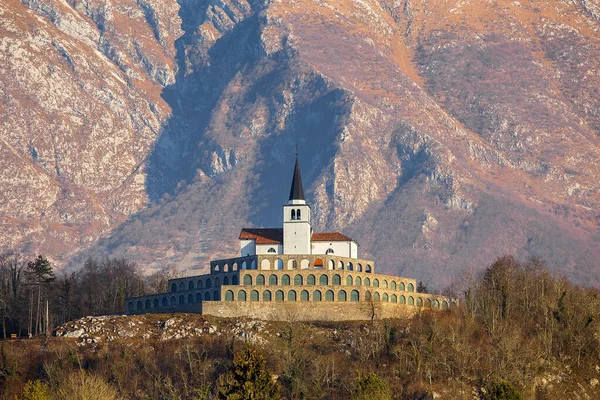 Kobarid - Caporetto, Slovenya 'da Birinci Dünya Savaşı anıtı