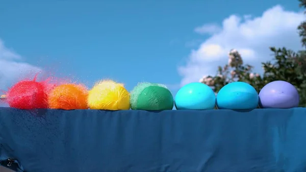 Beaucoup Boules Colorées Remplies Eau Dans Une Rangée — Photo