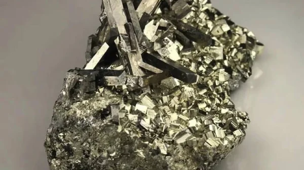 Makro mineral taşı Bakır yakın plan