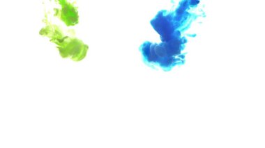 Beyaz arka planda, suda renkli boya patlaması.