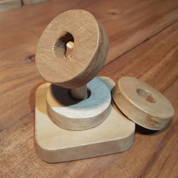 Photo Traditional Wooden Ring Toys Montessori Educational Toys — Stock Photo, Image