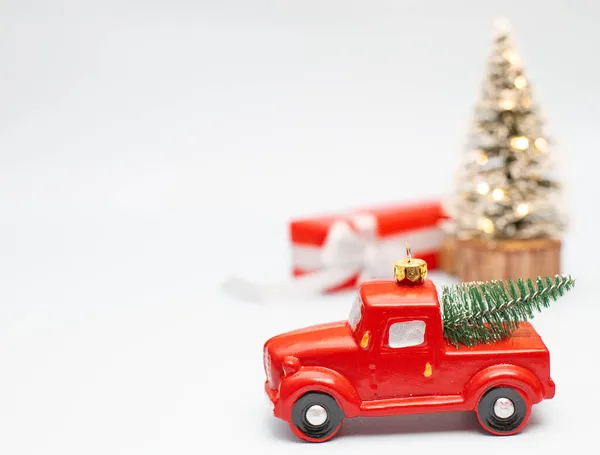 Boże Narodzenie Nowy Rok Tło Czerwonym Christmas Truck Światła Bożego — Zdjęcie stockowe