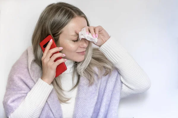 Mevsimsel soğuk algınlığı konsepti, hasta insanlar