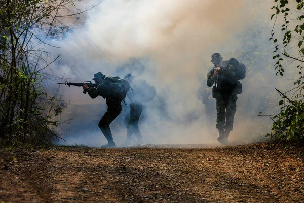 Phetchaboon Thailand March 2018 Thai Soldiers Holding Gun Full Uniform — Stock Photo, Image