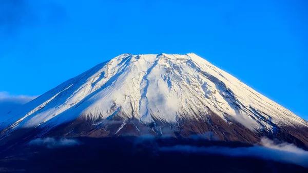 Closeup Fuji Hegy Fujisan Gyönyörű Hófödte Vulkán Kék Háttér Japánban — Stock Fotó