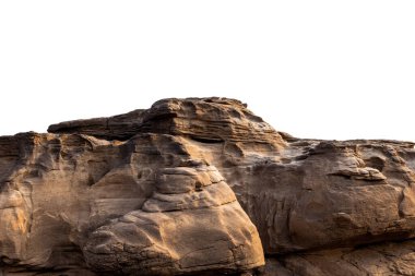 Beyaz zemin üzerinde dağın bir parçası kaya taşı izole 