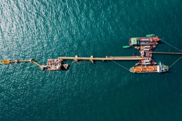 Oil Ship Tanker Load Unloading Oil Oil Station Sea Aerial — ストック写真