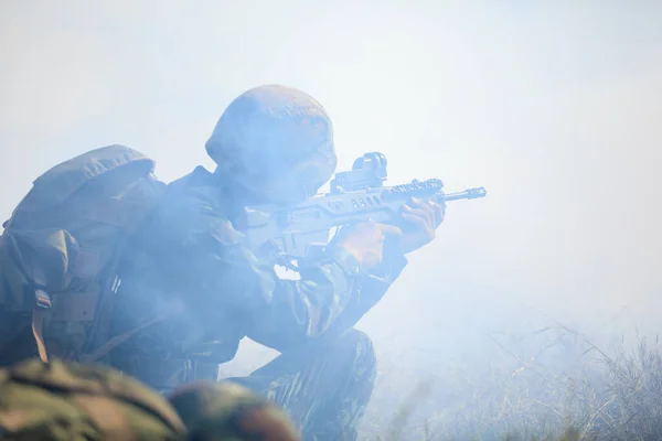 2017 Phetchaboon Thailand March 2018 Thai Soldiers Holding Gun Full — 스톡 사진