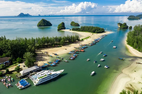 Muelle Swiftlet Turistas Temporada Alta Phang Nga Tailandia Vista Aérea — Foto de Stock