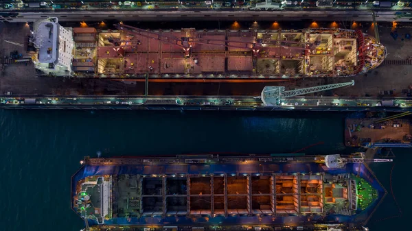Luchtfoto Containerschip Olie Scheepswerf Voor Reparatie Nachts Kan Worden Gebruikt — Stockfoto