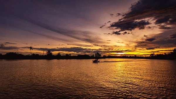 Silueta Paisaje Crepúsculo Puesta Sol Río Tailandia — Foto de Stock