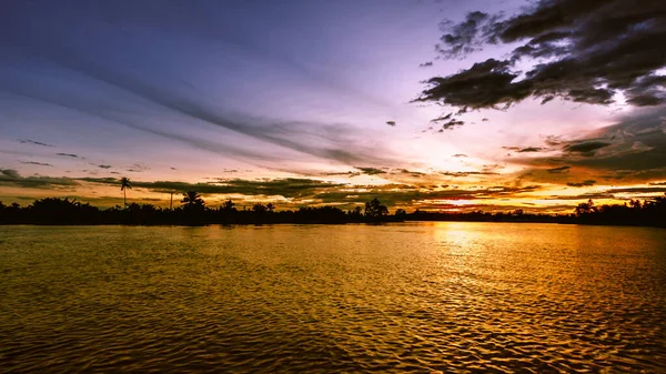 Silhueta Paisagem Crepúsculo Pôr Sol Rio Tailândia — Fotografia de Stock