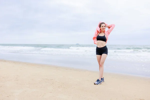 Young Asian Woman Wearing Sportwear Pink Jacket Standing Exercise Relax — Stock Fotó