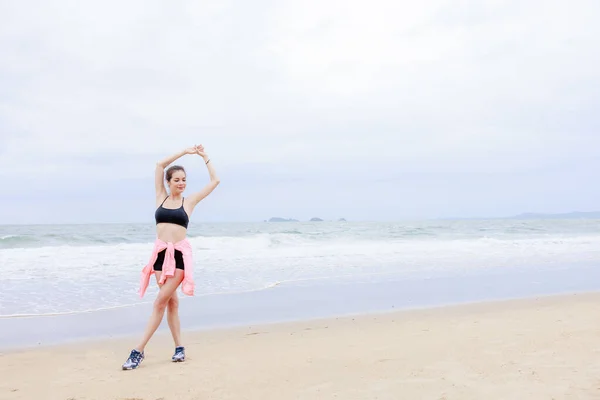 Young Asian Woman Wearing Sportwear Pink Jacket Standing Exercise Relax — Stock Fotó