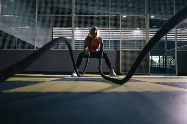 Asian Woman Battle Ropes Exercise Fitness Gym Wide Angle Shot — Foto de Stock