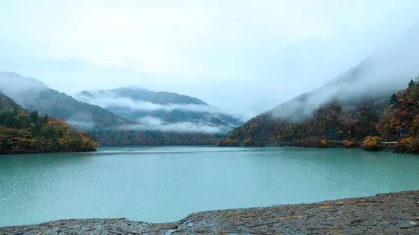 Autumn Leaves Scenery Mountain Lake River Dam Morning Mist Japan — Stock Photo, Image