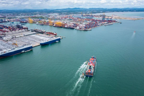 Navio Contêiner Que Transporta Mercadorias Exportação Importação Logística Carga Internacionalmente — Fotografia de Stock