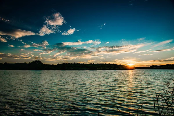 Sonnenuntergang Über Dem See — Stockfoto