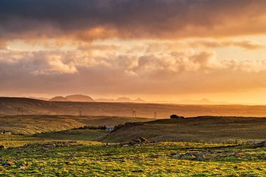 Nesjavellir 'de gün batımı Thingvellir Ulusal Parkı, İzlanda yakınlarında