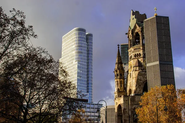 Berlín Alemania Noviembre 2020 Atlas Torre Del Alto Oeste Breitscheiderplatz —  Fotos de Stock