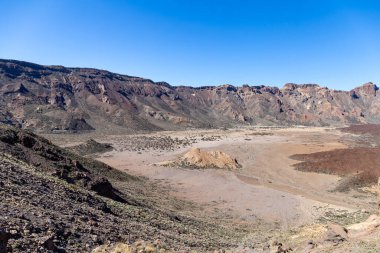 Teide Yanardağı eteklerinde yürüyüş, Las Kanada Ulusal Parkı, Kanarya Adaları, Tenerife, İspanya.