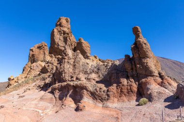 Teide Yanardağı eteklerinde yürüyüş, Las Kanada Ulusal Parkı, Kanarya Adaları, Tenerife, İspanya.