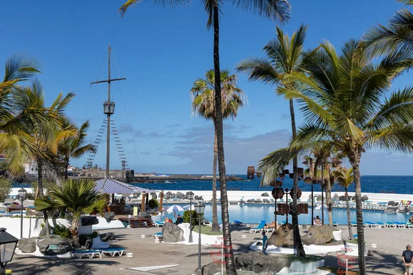 Puerto Cruz Tenerife Nisan 2022 Turistler Tenerife Deki Puerto Cruz — Stok fotoğraf