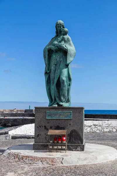 Puerto Cruz Tenerife April 2022 Statue Saint Mary Holding Jesus — 图库照片