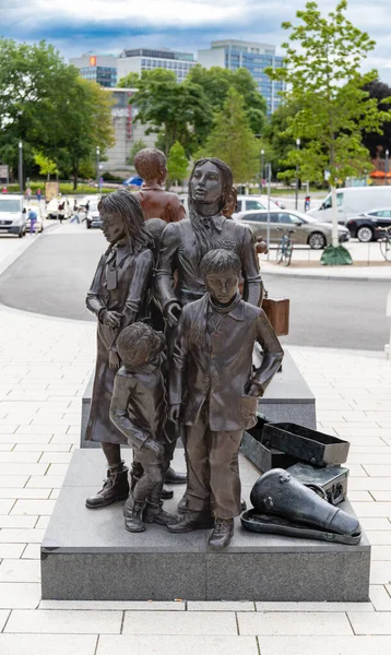 Hamburg Germany July 2022 Kindertransport Memorial Frank Meisler Dammtor Station — 图库照片