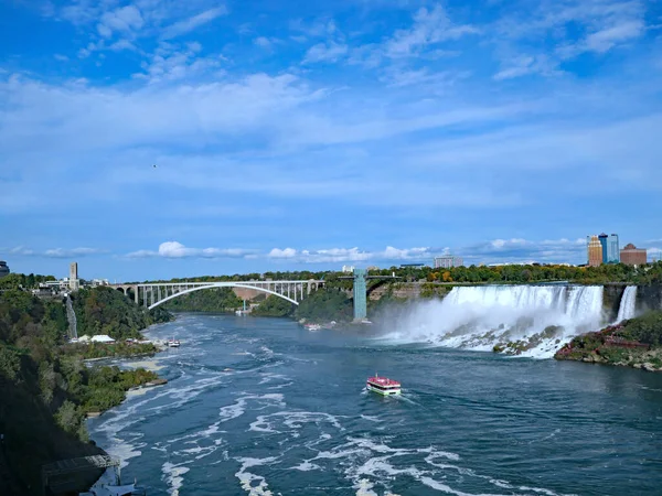 Širokoúhlý Pohled Řeku Niagaru Americkými Vodopády Duhovým Mostem — Stock fotografie