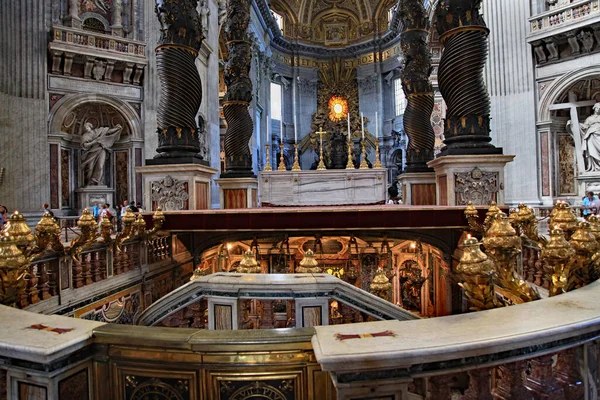 Rome October 2011 Peters Basilica Peters Grave Foreground Main Altar — 스톡 사진