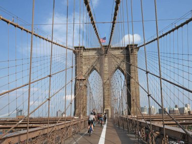 Brookly Köprüsü bisiklet yolu