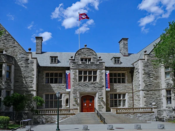 Philadelphia 宾夕法尼亚大学一座历史性的哥特式石建筑 — 图库照片