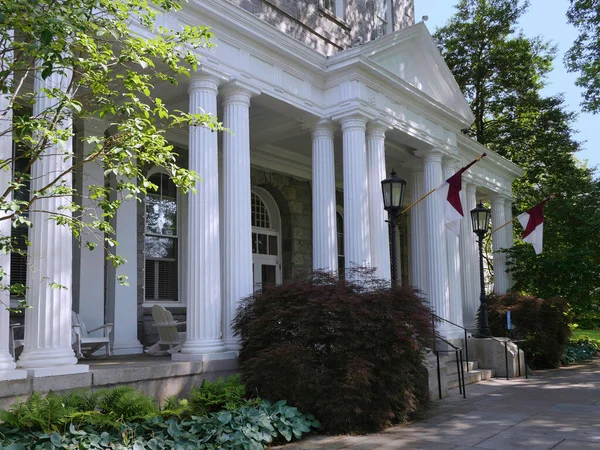 Veranda Eines Gebäudes Klassischen Stil Swarthmore College Pennsylvania — Stockfoto