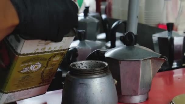Pouring Back Tea Leaves Teapot Street Market Chinese Tea Thailand — Video