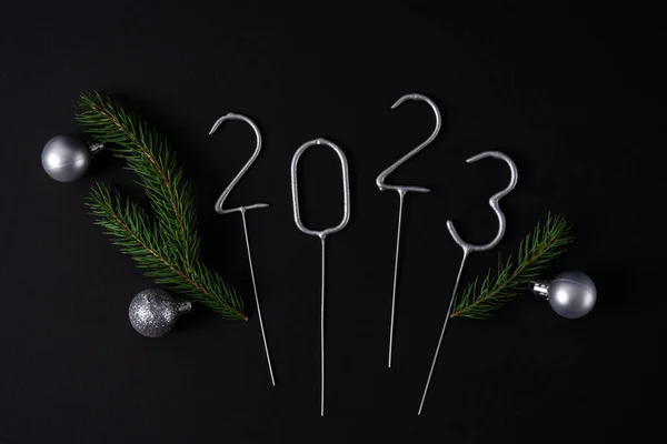 Zahlen Für Das Anstehende Neue Jahr 2023 Mit Tannenzapfen Und — Stockfoto