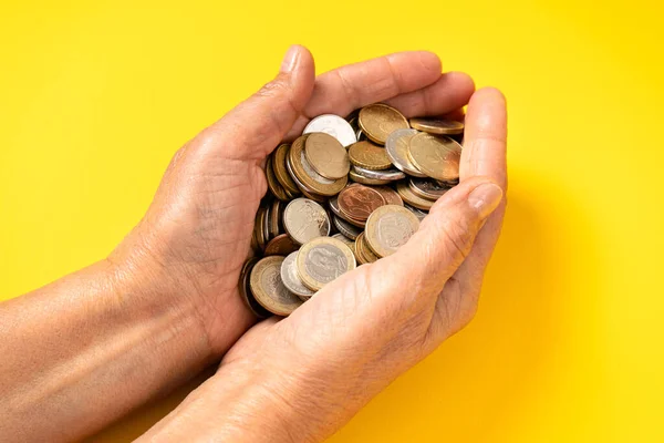 Retirement Old Woman Savings Lot Coins Hands Elderly Woman Close — Stock Photo, Image