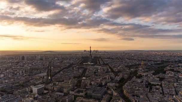 Paris, France, Timelapse - Wide angle view of Paris as seen from the Montparnasse tower from Day to Night — Stock Video