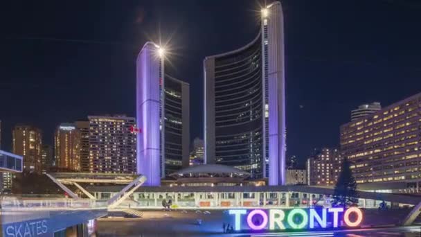 Toronto, Canada, Hyperlapse - The city hall at night — Stock Video