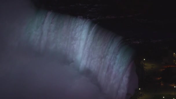 Niagara Falls, Canada, Video - The Horseshoe Falls at night as seen from the Skylon Tower — Vídeo de stock