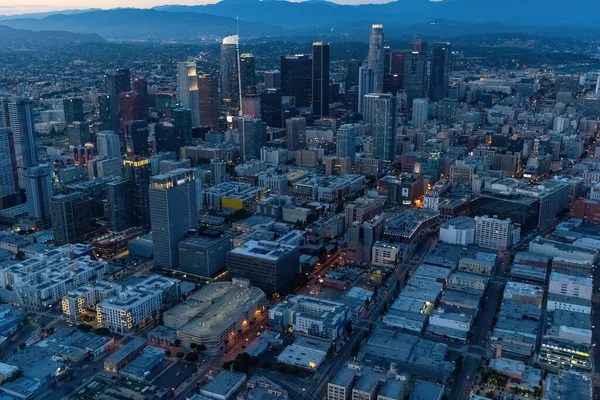 Los Angeles Şehir Merkezi California Usa Mavi Saatte Fotoğraf Helikopterden — Stok fotoğraf