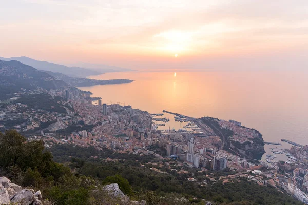 Monte Carlo Monaco, panorama do horizonte da cidade durante o nascer do sol — Fotografia de Stock