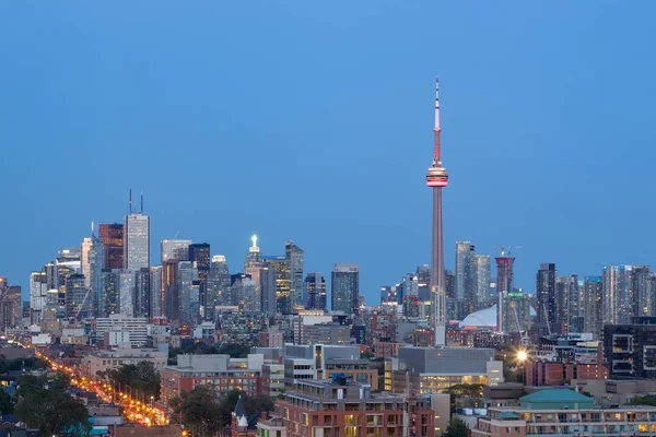 El distrito financiero de Toronto Canadá al atardecer — Foto de Stock