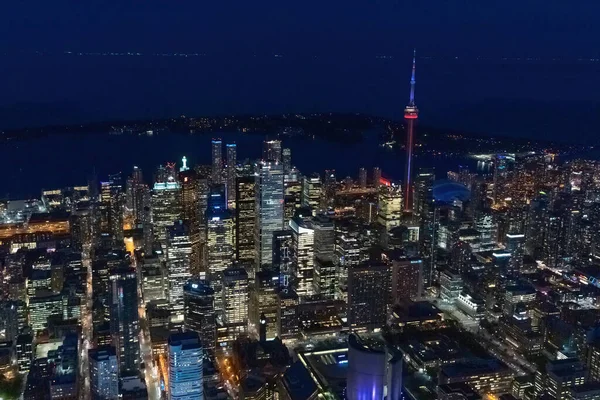 Toronto Nun Kuzeyinin Hava Fotoğrafı Gece Helikopterden Görüldüğü Gibi — Stok fotoğraf