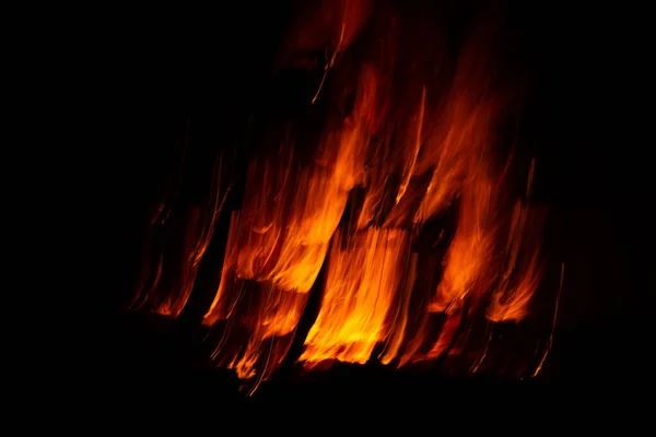 Feuerflamme Auf Schwarzem Hintergrund Abstrakte Orangefarbene Flamme Hintergrund — Stockfoto