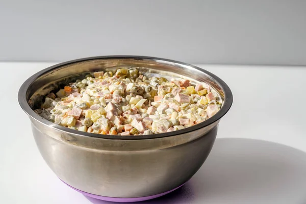 Olivier Salat Ein Klassisches Rezept Mit Mayonnaise Ein Unglaublicher Geschmack — Stockfoto