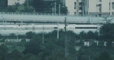 Çin 'de yüksek hızlı tren doldurmak