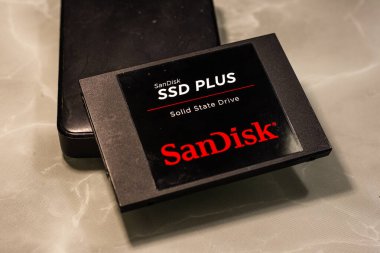 Sandisk SSD sabit diski 