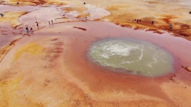 Qinghai 'deki Chaka Salt Gölü.