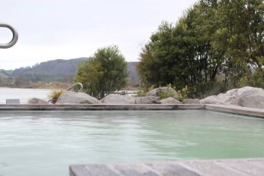 Rotorua 'da jeotermal kaplıca. Yeni Zelanda. 17 Ekim 2011